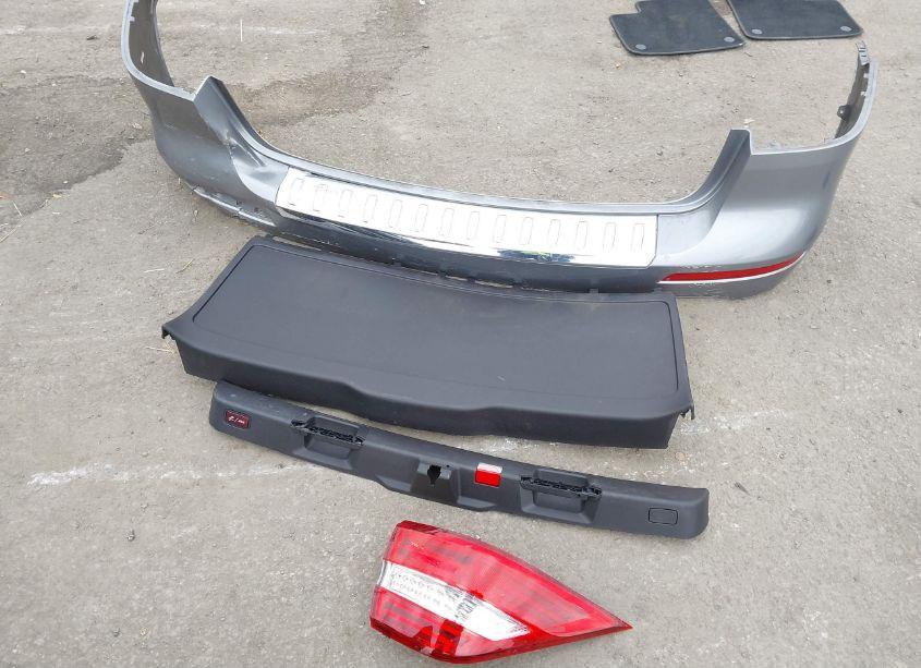 Photo 12 of 2013 Mercedes-benz Ml 350 (VIN 4JGDA5JB8DA107515)