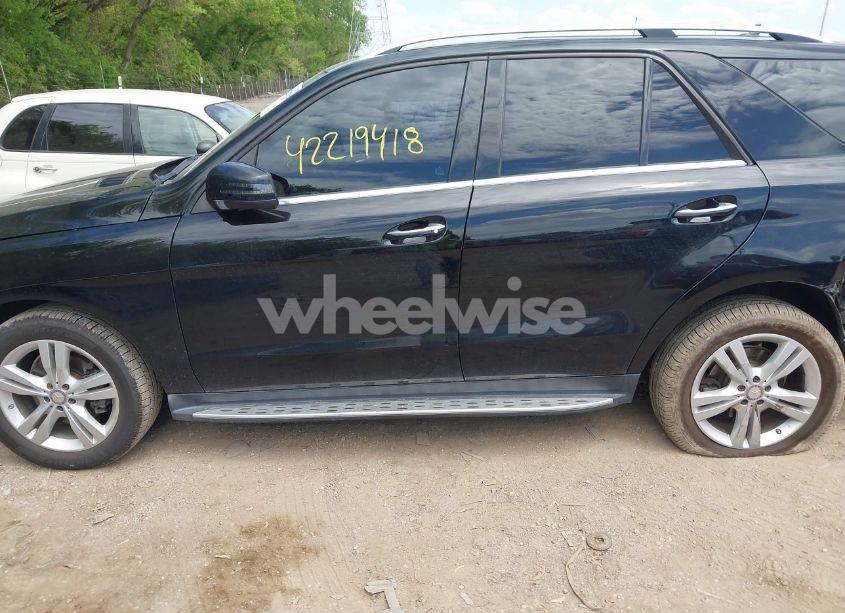 Photo 14 of 2013 Mercedes-benz Ml 350 (VIN 4JGDA5JB8DA259939)