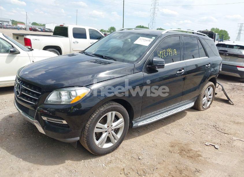 Photo 2 of 2013 Mercedes-benz Ml 350 (VIN 4JGDA5JB8DA259939)