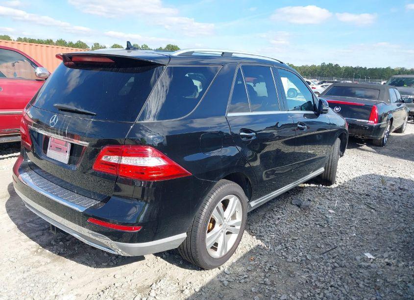 Photo 4 of 2013 Mercedes-benz Ml 350 (VIN 4JGDA5JB9DA205825)