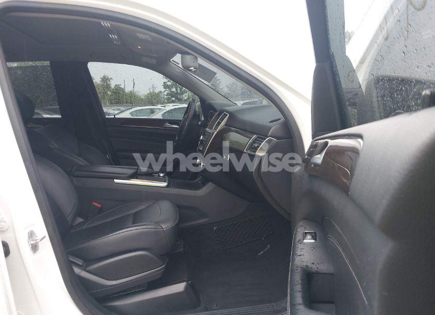 Photo 5 of 2015 Mercedes-benz Ml 350 (VIN 4JGDA5JB9FA555541)