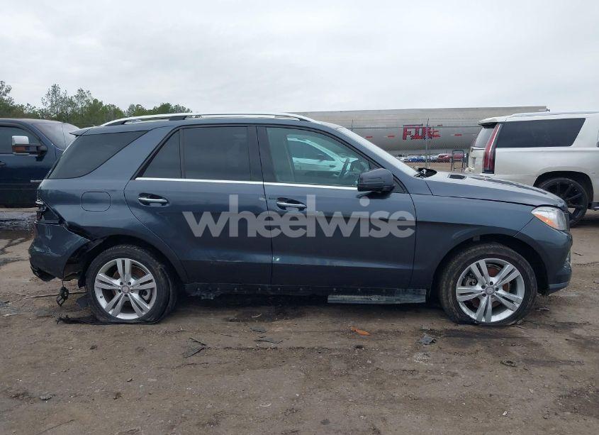 Photo 13 of 2013 Mercedes-benz Ml 350 (VIN 4JGDA5JBXDA247369)