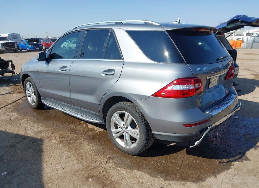 Photo 3 of 2013 Mercedes-benz M-class ML 350 (VIN 4JGDA5JBXDA257996)