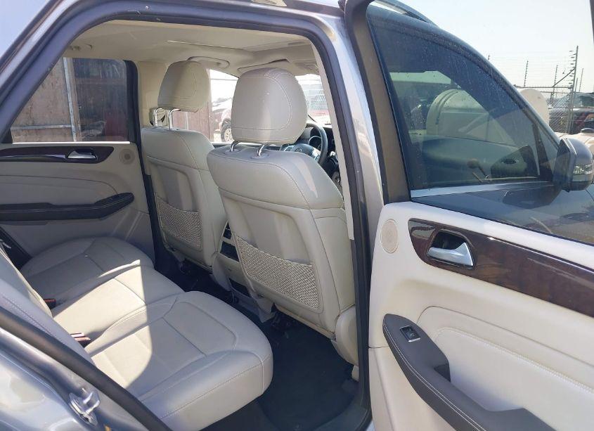 Photo 8 of 2013 Mercedes-benz M-class ML 350 (VIN 4JGDA5JBXDA257996)