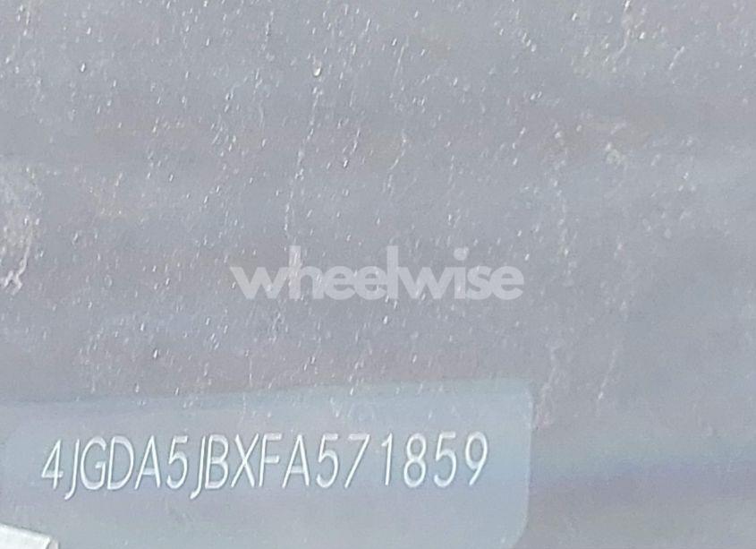 Photo 9 of 2015 Mercedes-benz Ml 350 (VIN 4JGDA5JBXFA571859)