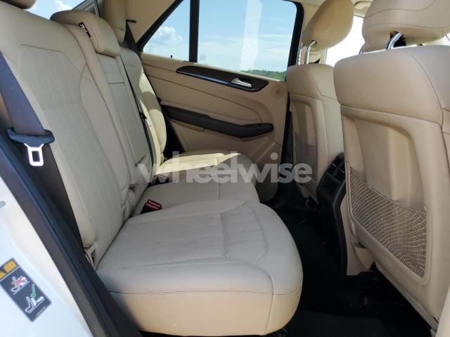 Photo 4 of 2018 MERCEDES-BENZ GLE 350 N/A (VIN 4JGDA5JBXJB003713)