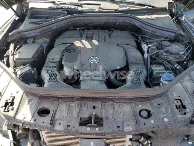 Photo 2 of 2018 MERCEDES-BENZ GLE 550E 4MATIC (VIN 4JGDA6DB3JB011136)