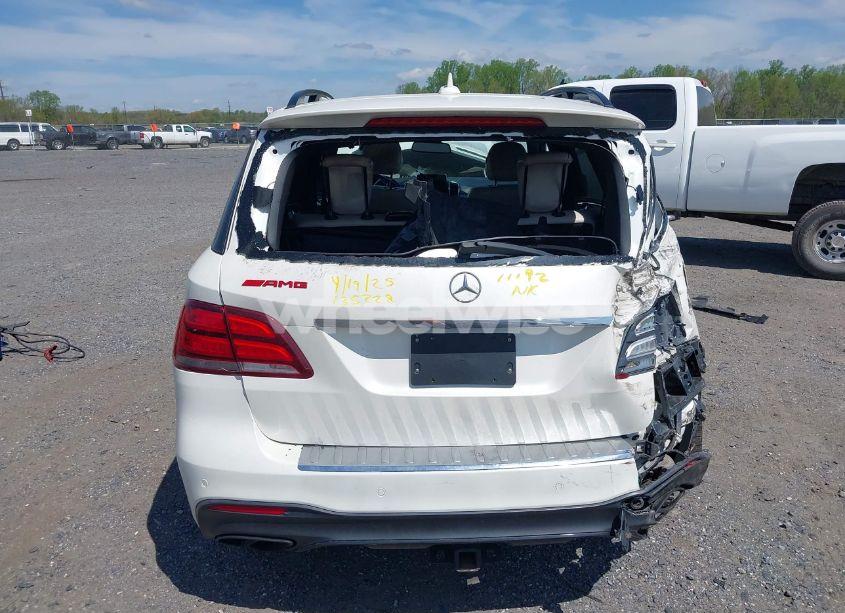 Photo 15 of 2018 Mercedes-benz Amg GLE 43 4MATIC (VIN 4JGDA6EB0JB035179)