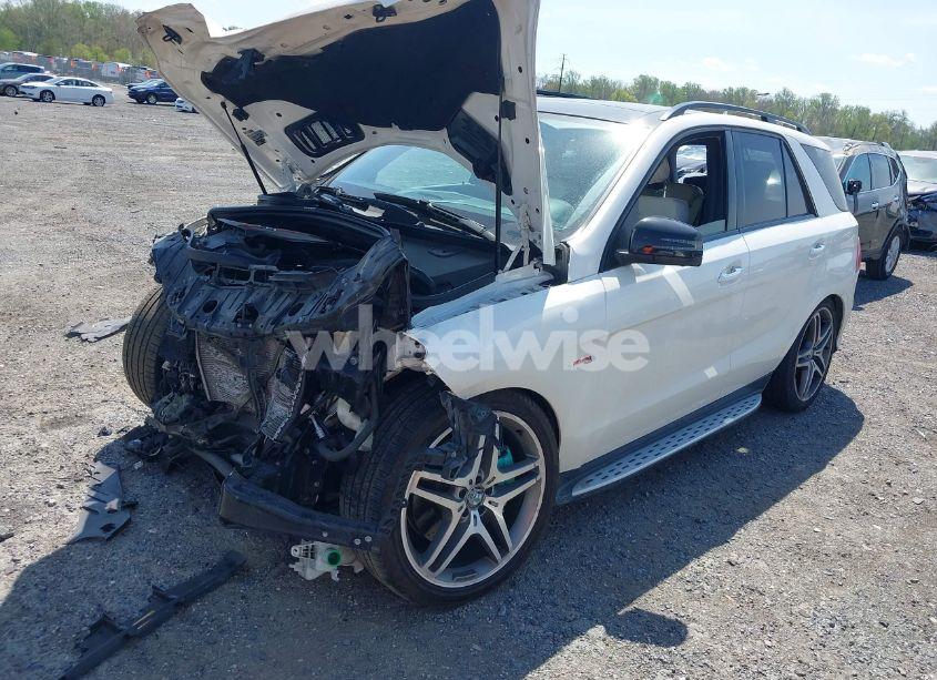 Photo 2 of 2018 Mercedes-benz Amg GLE 43 4MATIC (VIN 4JGDA6EB0JB035179)