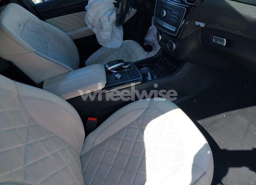 Photo 5 of 2018 Mercedes-benz Amg GLE 43 4MATIC (VIN 4JGDA6EB0JB035179)
