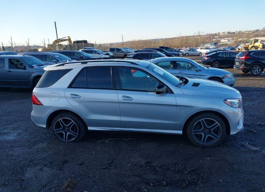 Photo 13 of 2018 Mercedes-benz Amg GLE 43 4MATIC (VIN 4JGDA6EB2JB032154)