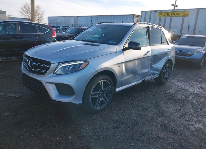 Photo 2 of 2018 Mercedes-benz Amg GLE 43 4MATIC (VIN 4JGDA6EB2JB032154)