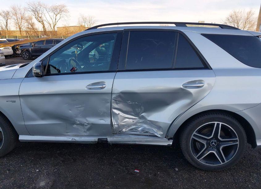 Photo 6 of 2018 Mercedes-benz Amg GLE 43 4MATIC (VIN 4JGDA6EB2JB032154)