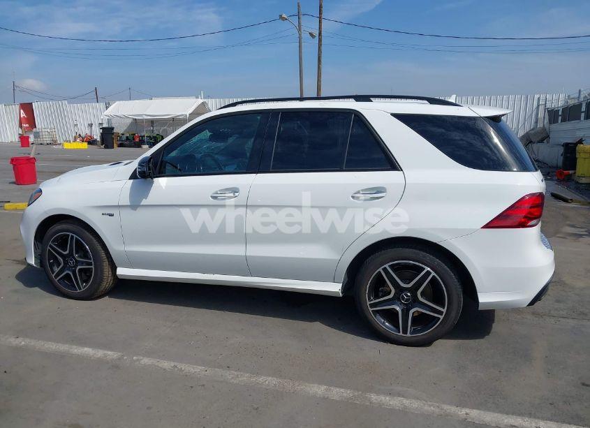 Photo 14 of 2018 Mercedes-benz Amg GLE 43 4MATIC (VIN 4JGDA6EB4JB019258)