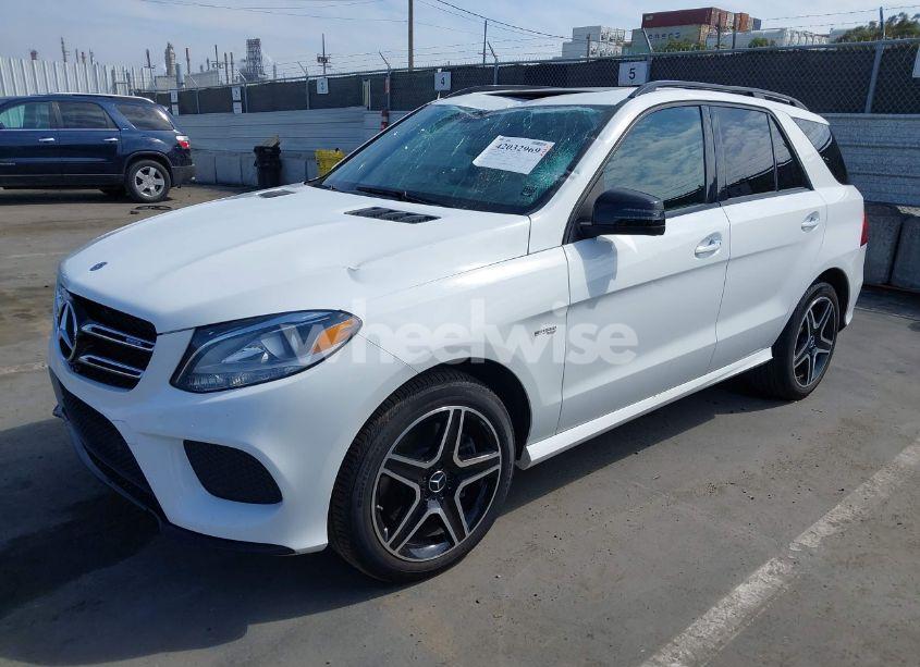 Photo 2 of 2018 Mercedes-benz Amg GLE 43 4MATIC (VIN 4JGDA6EB4JB019258)