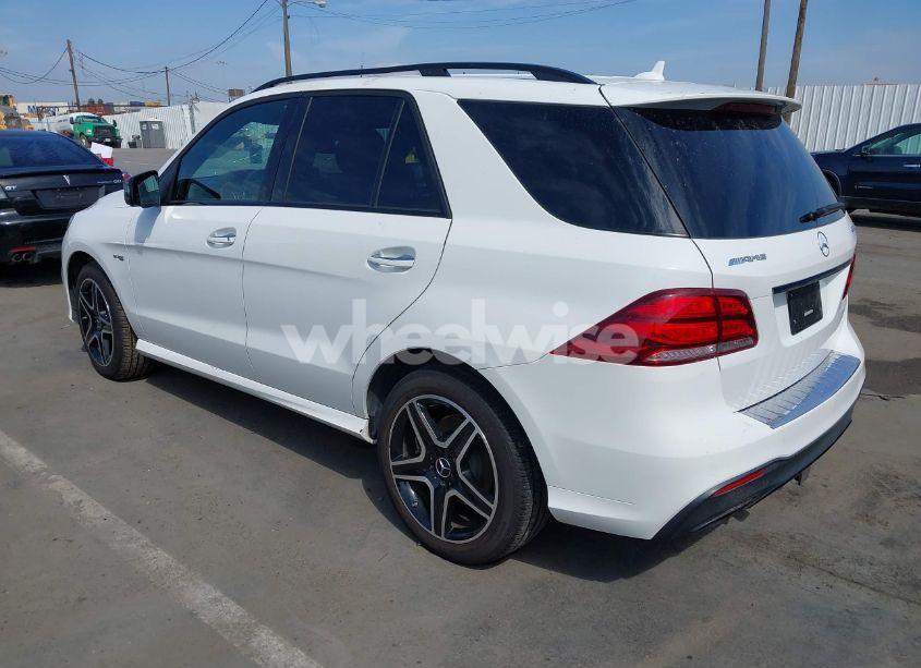 Photo 3 of 2018 Mercedes-benz Amg GLE 43 4MATIC (VIN 4JGDA6EB4JB019258)