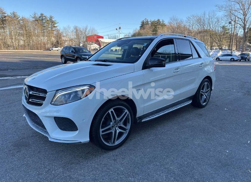 Photo 2 of 2018 Mercedes-benz Gle 43 AMG (VIN 4JGDA6EB4JB100776)