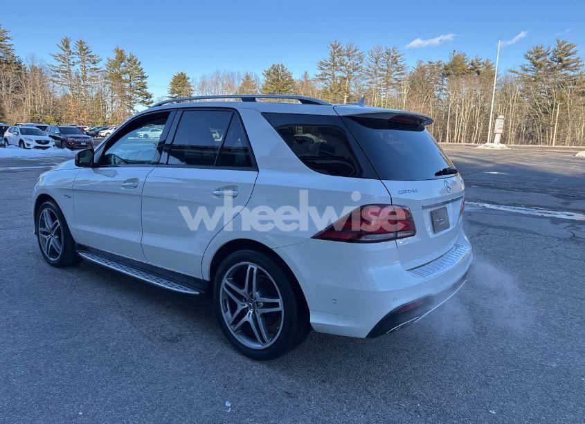 Photo 3 of 2018 Mercedes-benz Gle 43 AMG (VIN 4JGDA6EB4JB100776)