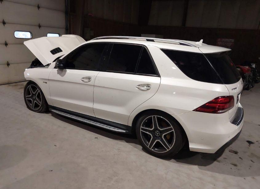 Photo 3 of 2018 Mercedes-benz Amg GLE 43 4MATIC (VIN 4JGDA6EB5JB156046)