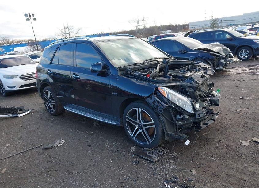 2018 Mercedes-benz Amg GLE 43 4MATIC (VIN 4JGDA6EBXJA995583) main photo