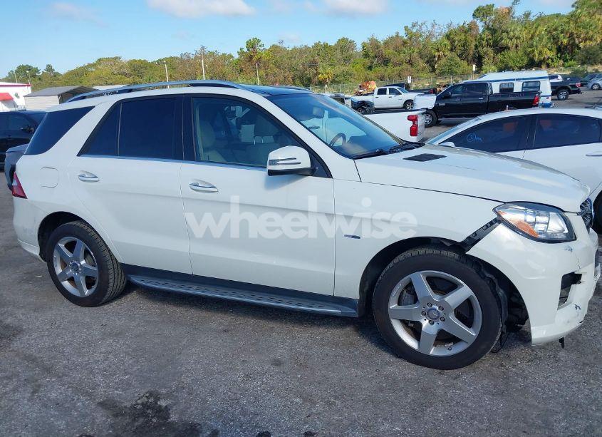 Photo 14 of 2012 Mercedes-benz Ml 550 4MATIC (VIN 4JGDA7DB2CA091429)