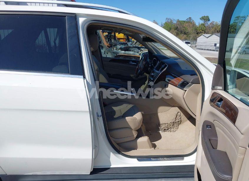 Photo 5 of 2012 Mercedes-benz Ml 550 4MATIC (VIN 4JGDA7DB2CA091429)