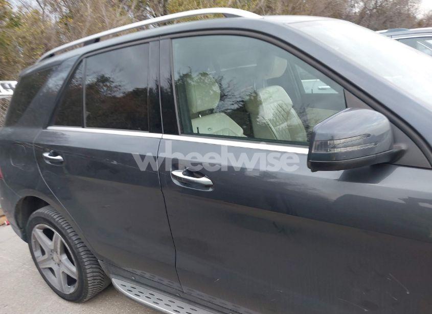 Photo 13 of 2014 Mercedes-benz Ml 550 4MATIC (VIN 4JGDA7DB8EA335507)