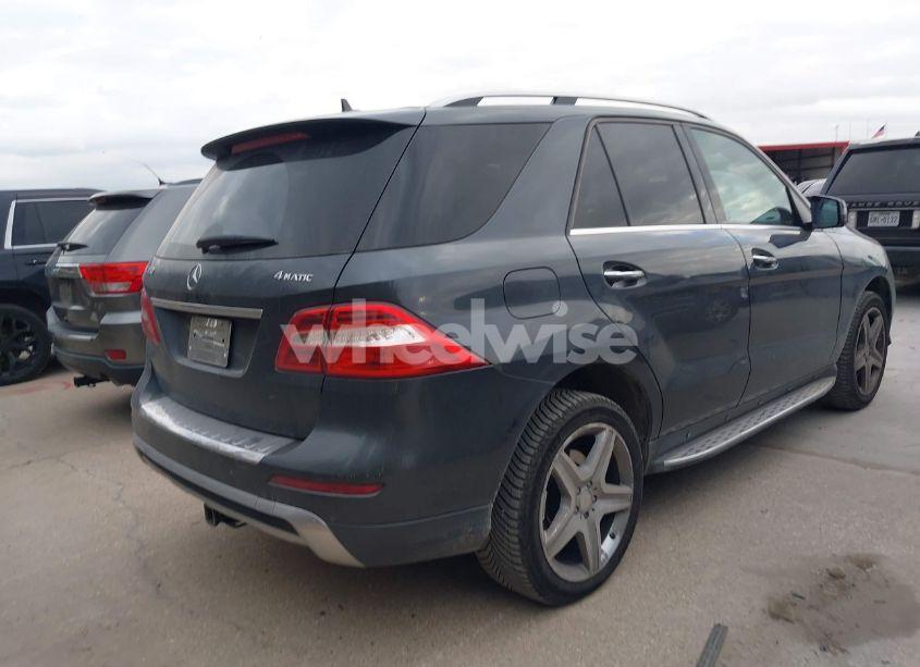 Photo 4 of 2014 Mercedes-benz Ml 550 4MATIC (VIN 4JGDA7DB8EA335507)