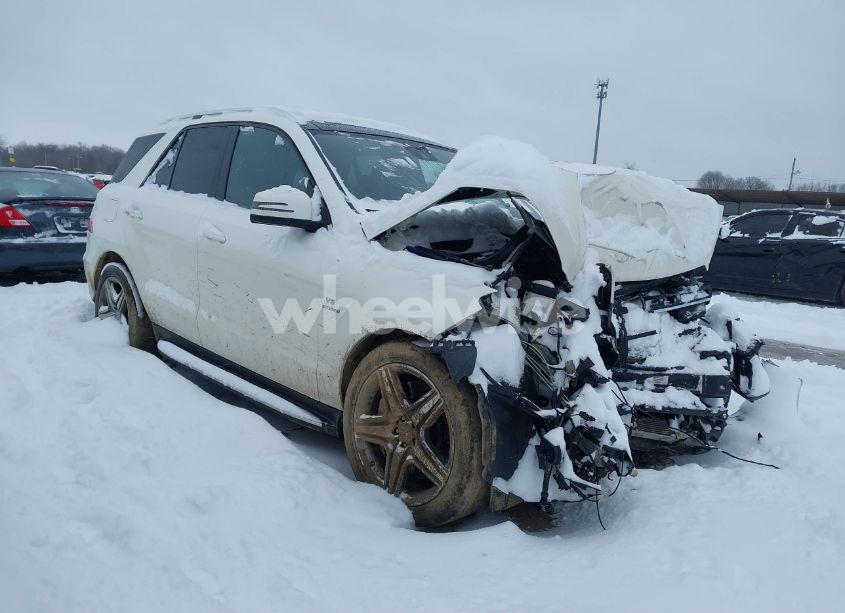 2014 Mercedes-benz Ml 63 AMG 4MATIC (VIN 4JGDA7EB3EA298400) main photo