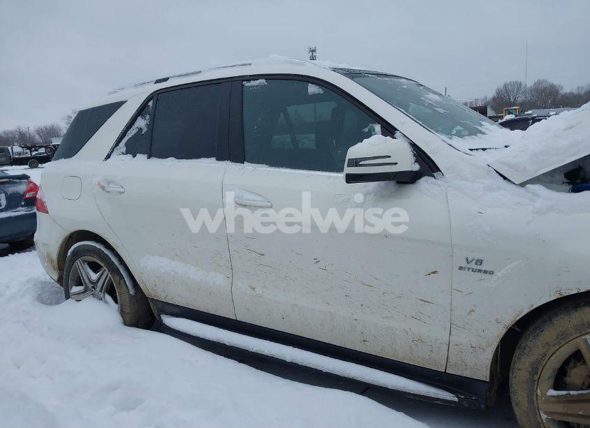 Photo 13 of 2014 Mercedes-benz Ml 63 AMG 4MATIC (VIN 4JGDA7EB3EA298400)