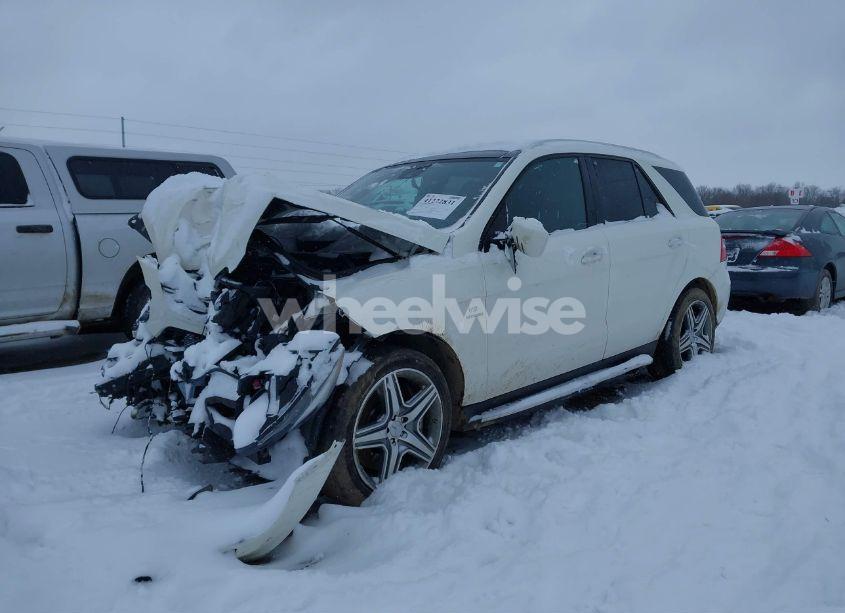 Photo 2 of 2014 Mercedes-benz Ml 63 AMG 4MATIC (VIN 4JGDA7EB3EA298400)