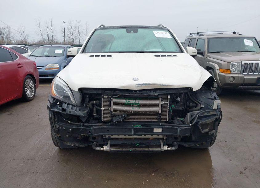 Photo 13 of 2014 Mercedes-benz Ml 63 AMG 4MATIC (VIN 4JGDA7EB3EA343304)