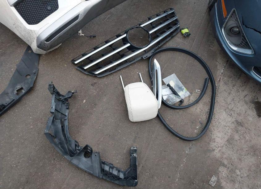 Photo 19 of 2014 Mercedes-benz Ml 63 AMG 4MATIC (VIN 4JGDA7EB3EA343304)