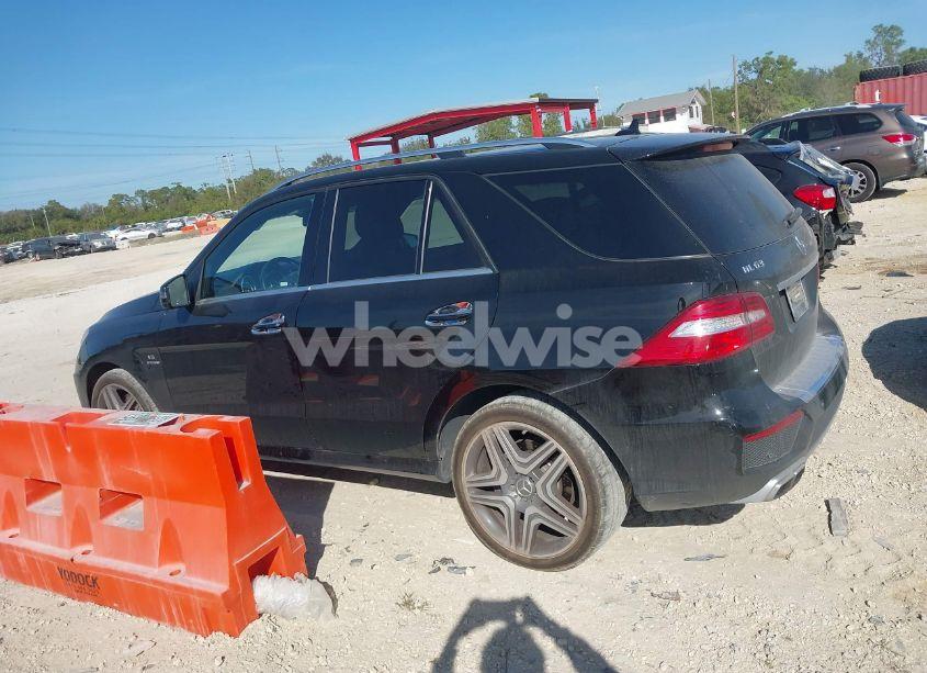 Photo 14 of 2014 Mercedes-benz Ml63amg N/A (VIN 4JGDA7EB5EA382539)