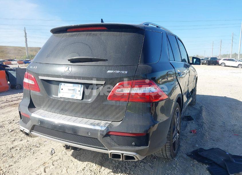Photo 4 of 2014 Mercedes-benz Ml63amg N/A (VIN 4JGDA7EB5EA382539)