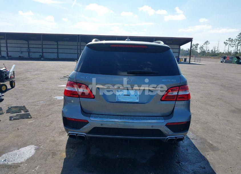 Photo 15 of 2013 Mercedes-benz Ml 63 AMG 4MATIC (VIN 4JGDA7EB9DA155725)