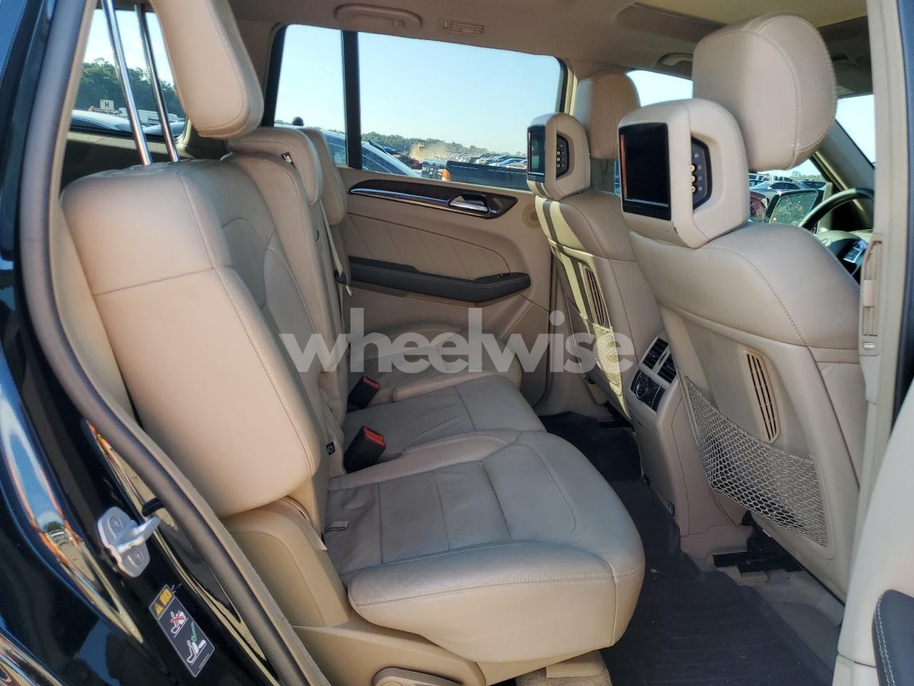 Photo 11 of 2015 MERCEDES-BENZ GL 350 BLUETEC (VIN 4JGDF2EE8FA481498)