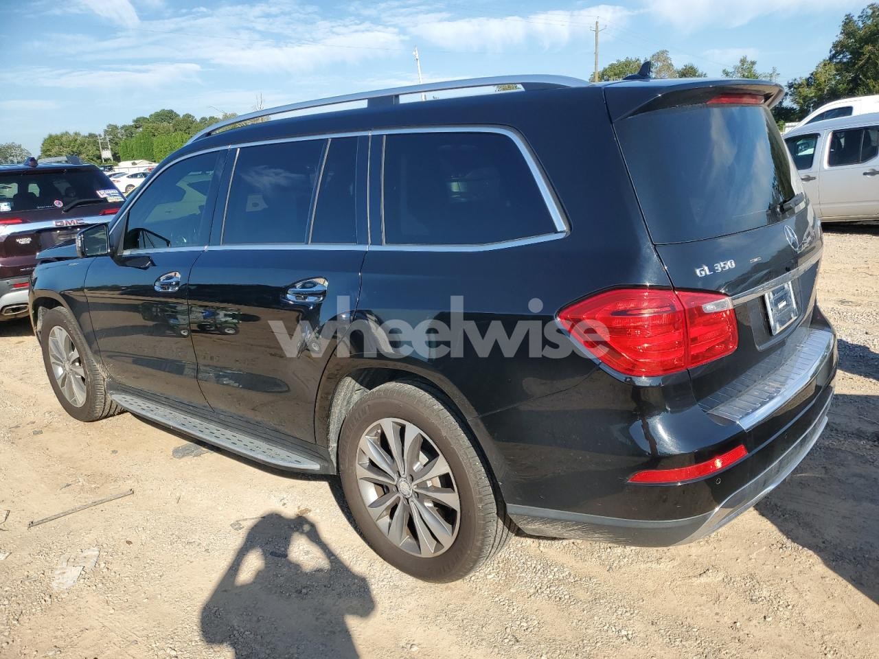 Photo 2 of 2015 MERCEDES-BENZ GL 350 BLUETEC (VIN 4JGDF2EE8FA481498)