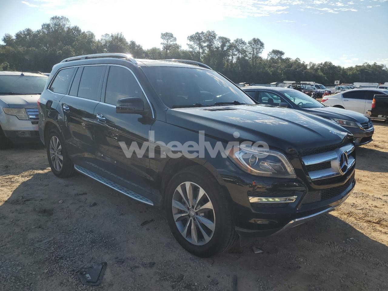 Photo 4 of 2015 MERCEDES-BENZ GL 350 BLUETEC (VIN 4JGDF2EE8FA481498)