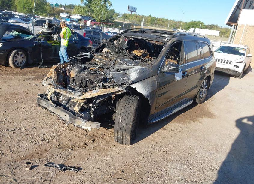 Photo 2 of 2015 Mercedes-benz Gl 450 4MATIC (VIN 4JGDF6EE0FA605285)