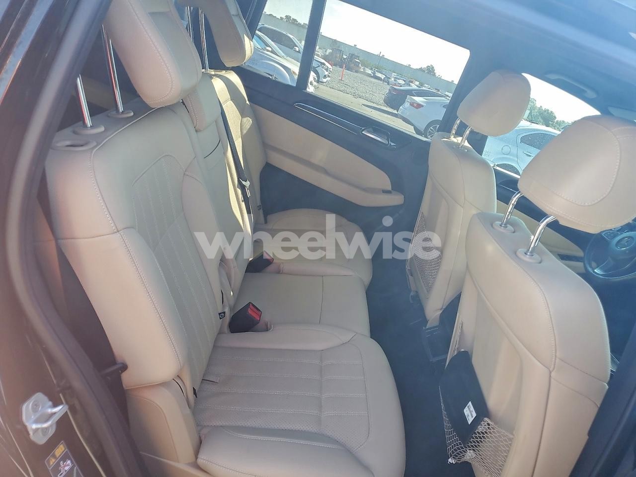 Photo 11 of 2017 MERCEDES-BENZ GLS 450 4MATIC (VIN 4JGDF6EE0HA920221)