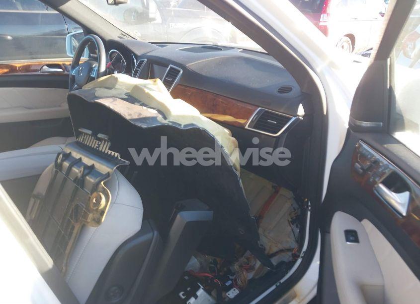 Photo 5 of 2015 Mercedes-benz Gl 450 4MATIC (VIN 4JGDF6EE1FA442081)