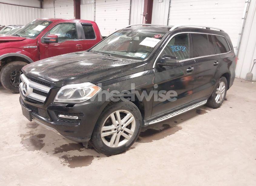 Photo 2 of 2015 Mercedes-benz Gl 450 4MATIC (VIN 4JGDF6EE1FA517832)