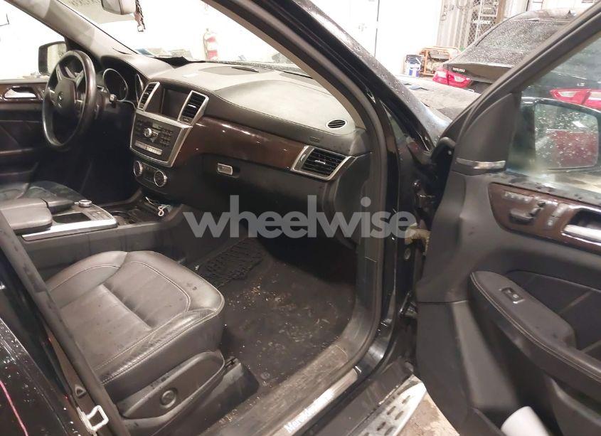 Photo 5 of 2015 Mercedes-benz Gl 450 4MATIC (VIN 4JGDF6EE1FA517832)