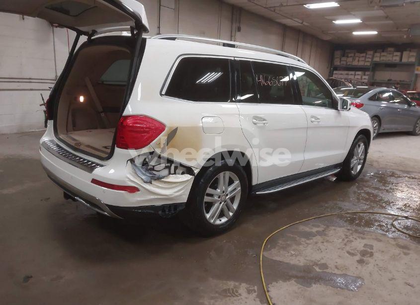 Photo 4 of 2015 Mercedes-benz Gl 450 4MATIC (VIN 4JGDF6EE1FA594748)
