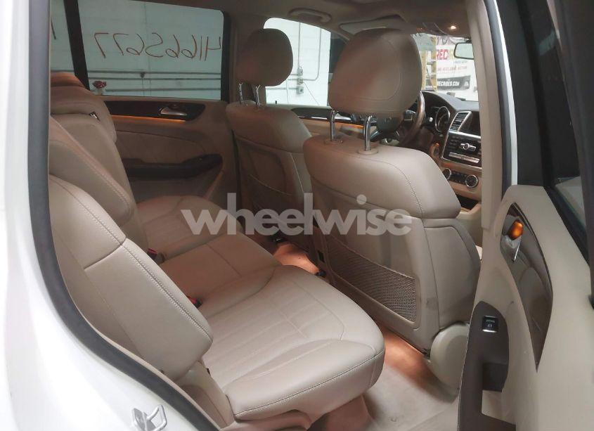 Photo 8 of 2015 Mercedes-benz Gl 450 4MATIC (VIN 4JGDF6EE1FA594748)