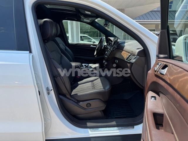 Photo 3 of 2018 MERCEDES-BENZ GLS 450 4MATIC N/A (VIN 4JGDF6EE1JB153365)