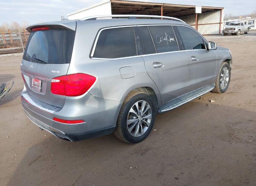 Photo 4 of 2015 Mercedes-benz Gl 450 4MATIC (VIN 4JGDF6EE2FA473534)