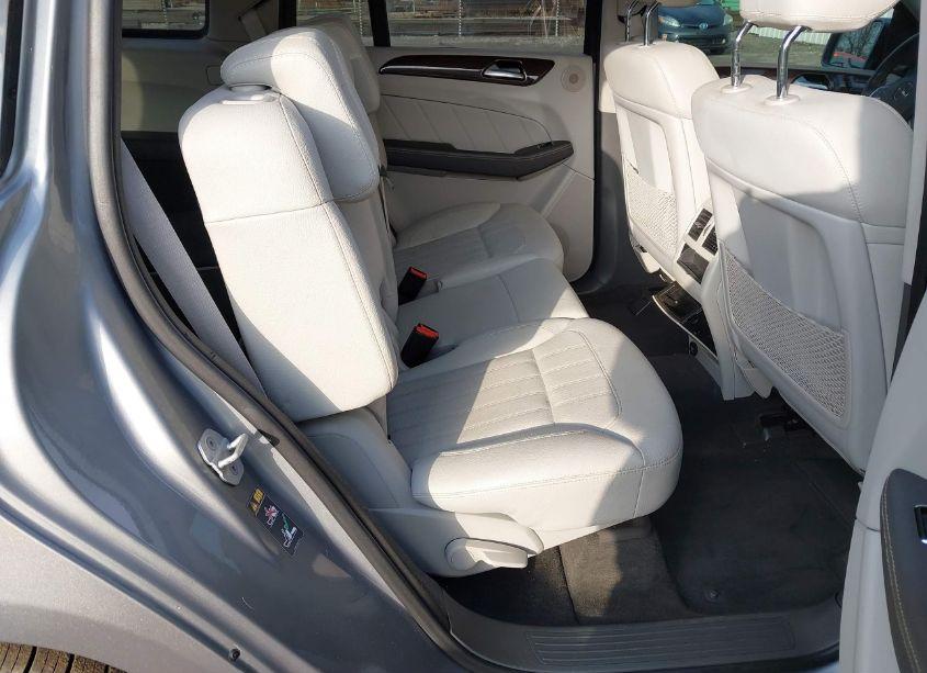 Photo 8 of 2015 Mercedes-benz Gl 450 4MATIC (VIN 4JGDF6EE2FA473534)