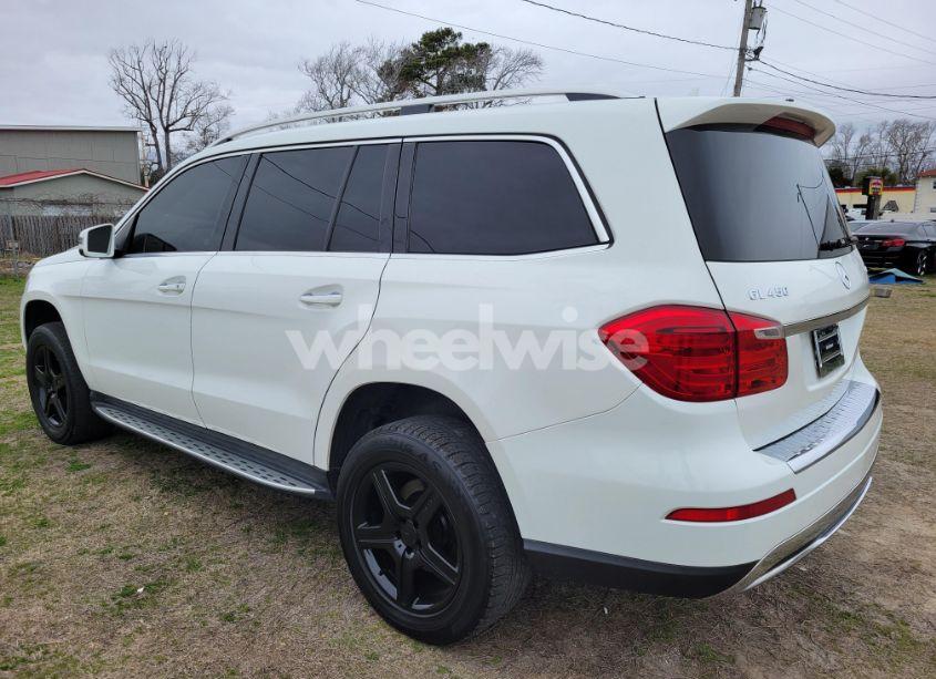 Photo 4 of 2015 Mercedes-benz Gl (VIN 4JGDF6EE2FA517080)